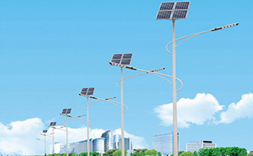 北方冬季玛纳斯太阳能路灯的保养要点