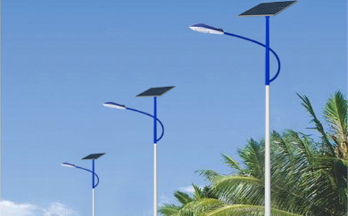 玛纳斯太阳能路灯防触电安全指南：如何选择与维护