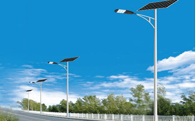 农村道路装玛纳斯太阳能路灯选多大瓦数实测